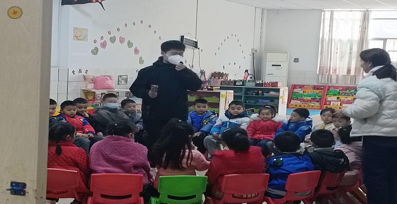 图示, 示意图

中度可信度描述已自动生成:ver1