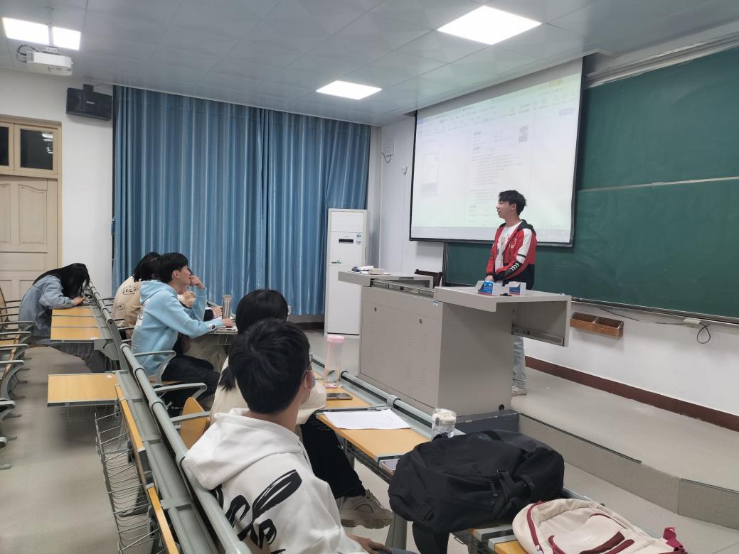 FE751DE38CACEF657BBAF1D4651863C5